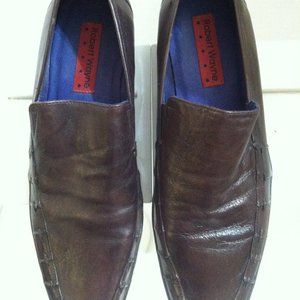 ROBERT WAYNE MENS  DARK BROWN LEATHER SLIP-ON DRESS SHOES SIZE: 9.5M